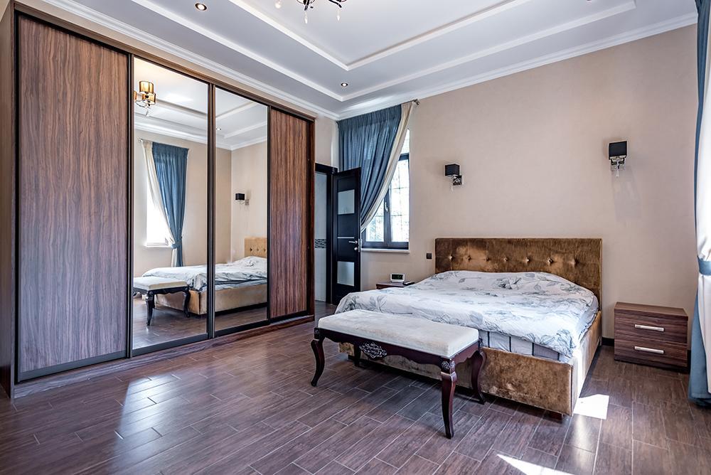 Whippet House Hotel Kiev Eksteriør billede